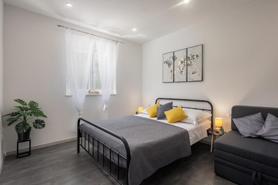 Apartman Avila Marina Zewnętrze zdjęcie