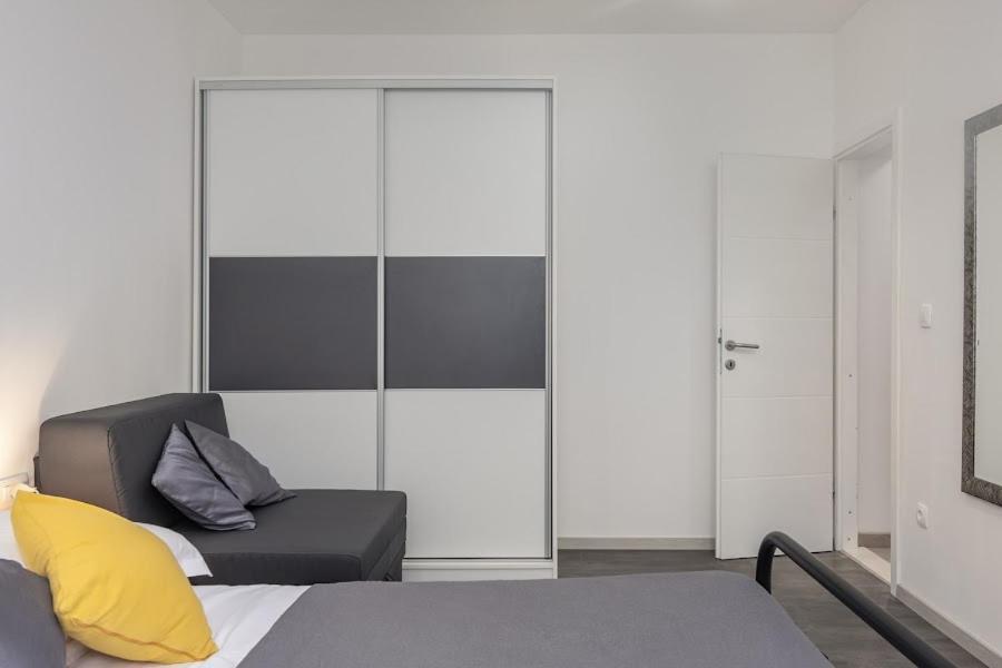 Apartman Avila Marina Zewnętrze zdjęcie